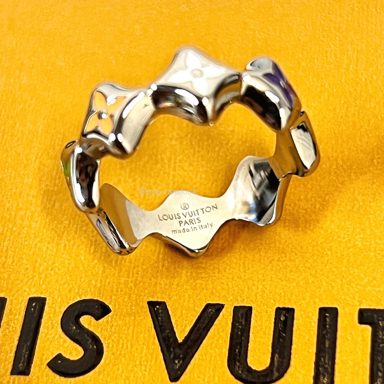 Louis Vuitton Mng Party Set Of 2 Rings Multicolored (4) - www.newkick.vip Louis Vuitton Mng Party Set Of 2 Rings Multicolored (4) - www.newkick.vip