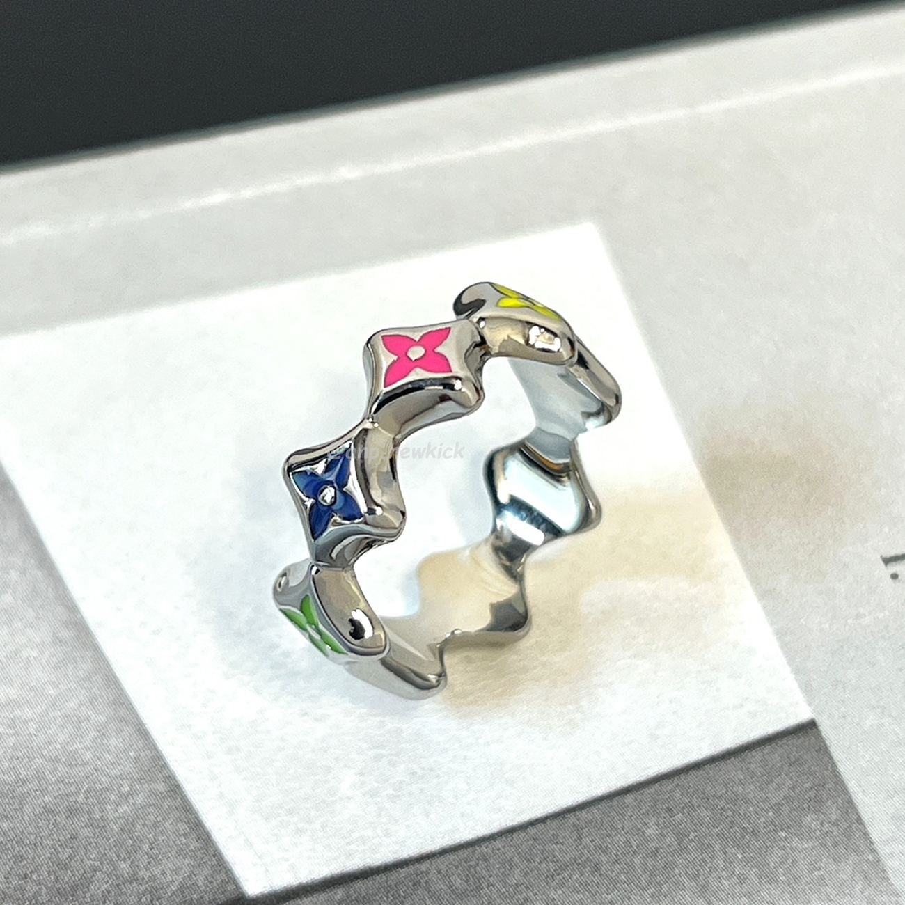 Louis Vuitton Mng Party Set Of 2 Rings Multicolored (7) - www.newkick.vip Louis Vuitton Mng Party Set Of 2 Rings Multicolored (7) - www.newkick.vip