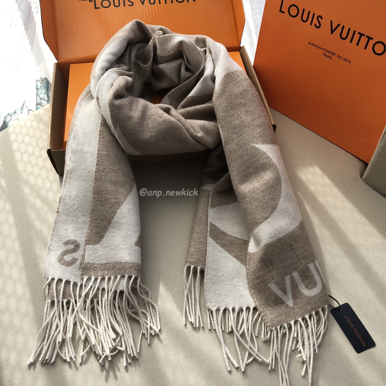 Louis Vuitton Lv Reykjavik Scarf 75x185cm (7) - www.newkick.org