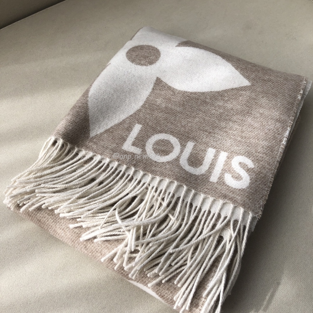 Louis Vuitton Lv Reykjavik Scarf 75x185cm (9) - www.newkick.org