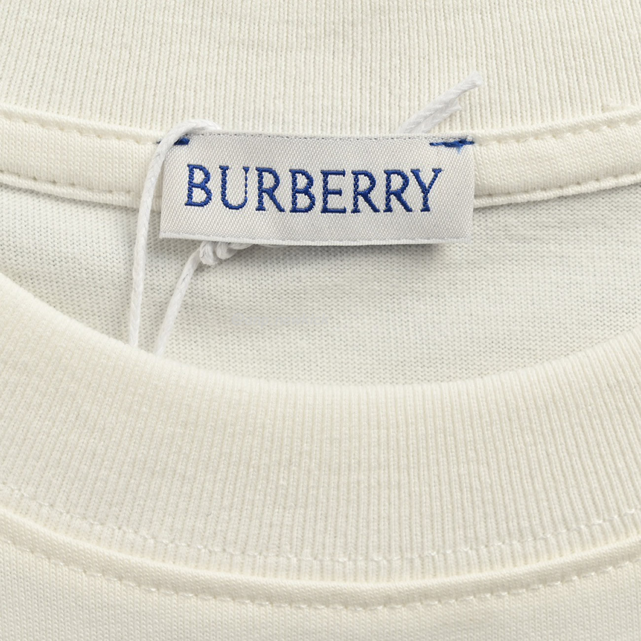 Burberry Embroidered Logo Little Duck Cotton T Shirt (4) - www.newkick.org Burberry Embroidered Logo Little Duck Cotton T Shirt (4) - www.newkick.org