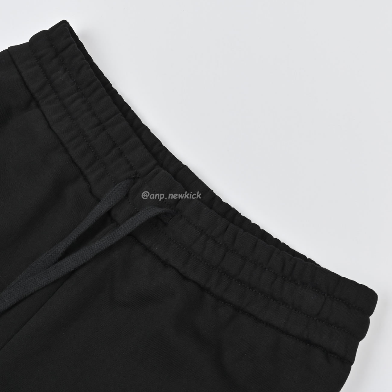 Loewe Pocket Patchwork Patch Logo Embroidered Shorts (4) - www.newkick.org Loewe Pocket Patchwork Patch Logo Embroidered Shorts (4) - www.newkick.org