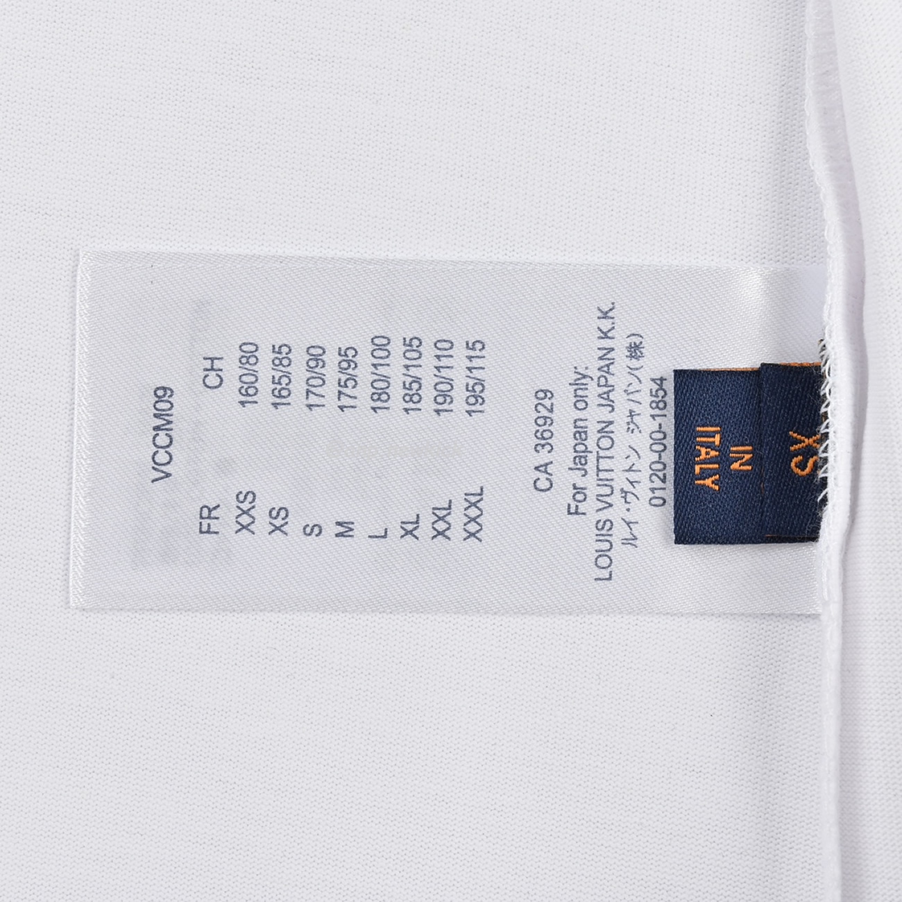 Louis Vuitton Classic Alphabet Digital Direct Spray Round Neck Short Sleeve T Shirt (7) - www.newkick.org Louis Vuitton Classic Alphabet Digital Direct Spray Round Neck Short Sleeve T Shirt (7) - www.newkick.org