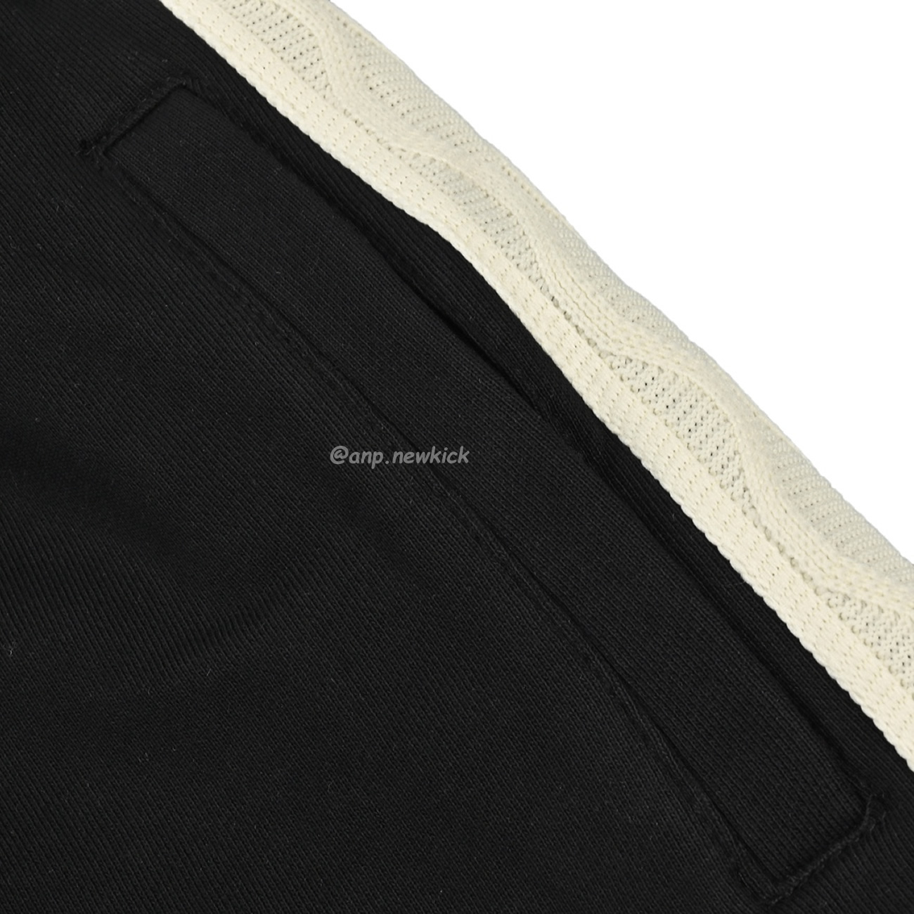 Louis Vuitton Flower Letter Embroidered Shorts (6) - www.newkick.org Louis Vuitton Flower Letter Embroidered Shorts (6) - www.newkick.org