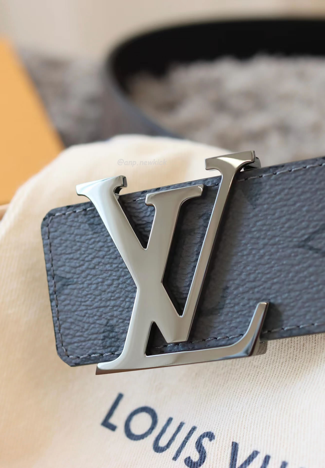 Louis Vuitton Reversible Belt Initiales Monogram Eclipse Reverse 40mm Gray M0285t (2) - www.newkick.org Louis Vuitton Reversible Belt Initiales Monogram Eclipse Reverse 40mm Gray M0285t (2) - www.newkick.org