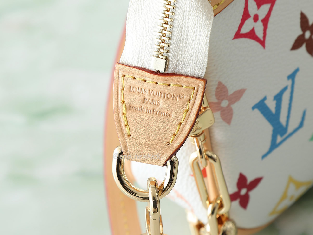 Louis Vuitton X Takashi Murakami Pochette Accessoires White Multicolored M13404 (13) - www.newkick.org Louis Vuitton X Takashi Murakami Pochette Accessoires White Multicolored M13404 (13) - www.newkick.org