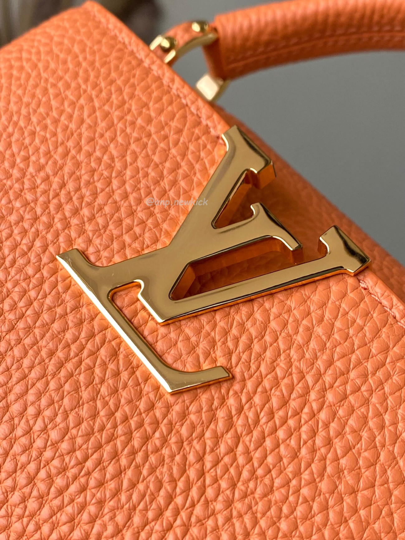 Louis Vuitton Capucines Mini M22606 (11) - www.newkick.org Louis Vuitton Capucines Mini M22606 (11) - www.newkick.org