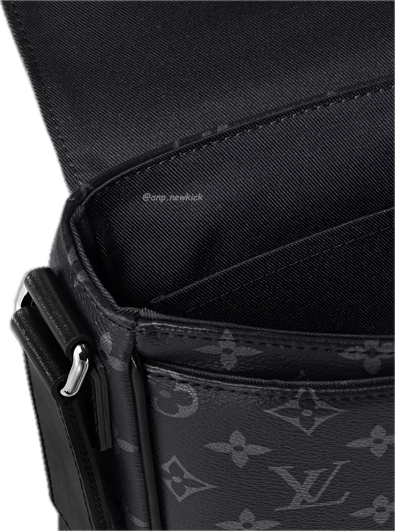 Louis Vuitton District Pm Monogram Eclipse M46255 (6) - www.newkick.org Louis Vuitton District Pm Monogram Eclipse M46255 (6) - www.newkick.org
