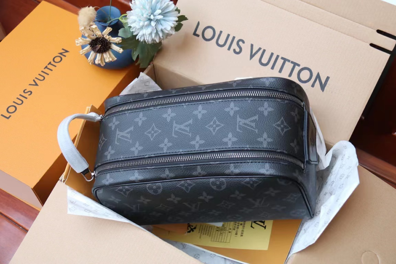 Louis Vuitton Dopp Kit M46354 (11) - www.newkick.org Louis Vuitton Dopp Kit M46354 (11) - www.newkick.org