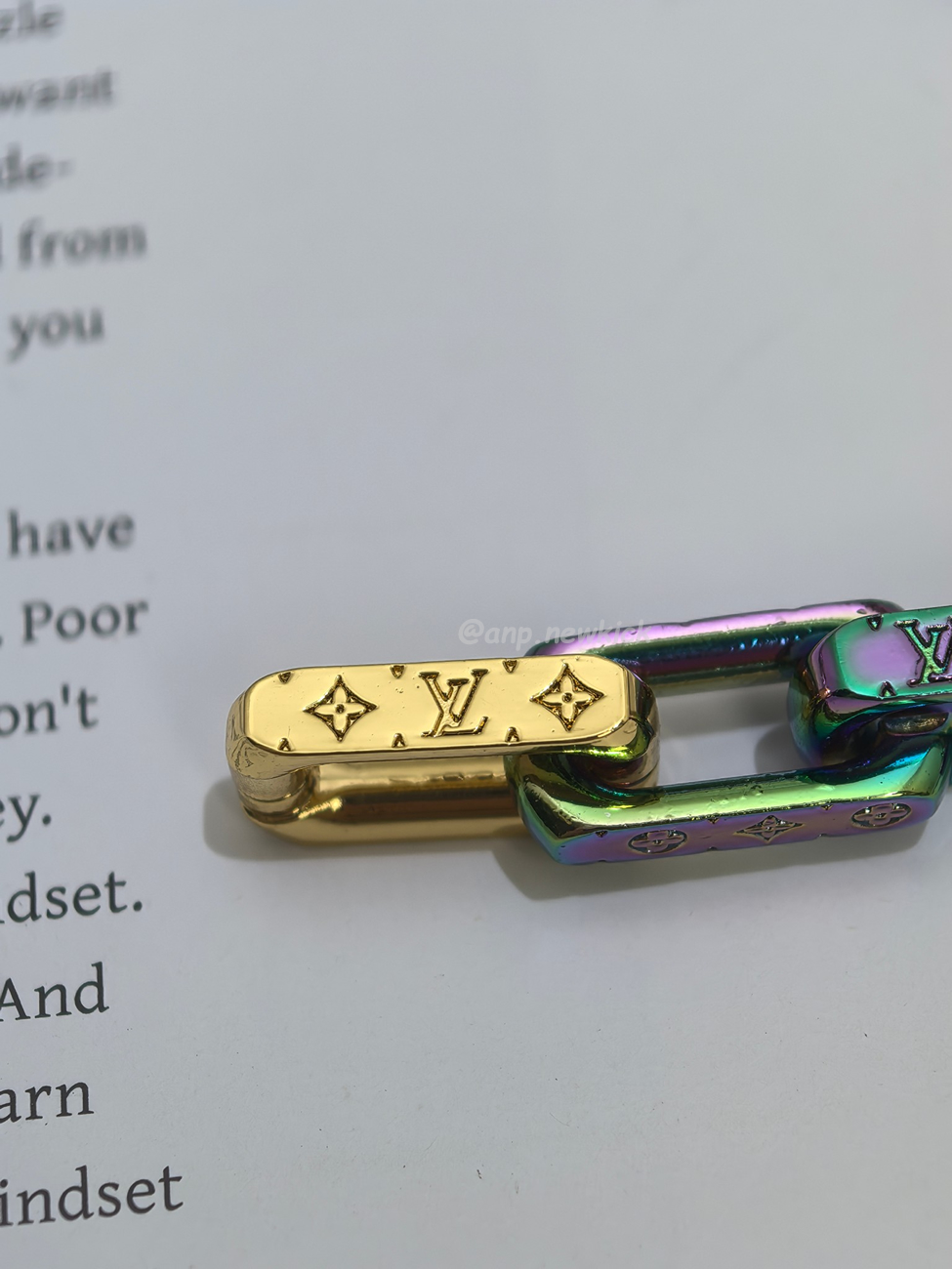 Louis Vuitton Chain Bracelet Engraved Monogram Colors Black Gold Multicolor M68242 (2) - www.newkick.org Louis Vuitton Chain Bracelet Engraved Monogram Colors Black Gold Multicolor M68242 (2) - www.newkick.org
