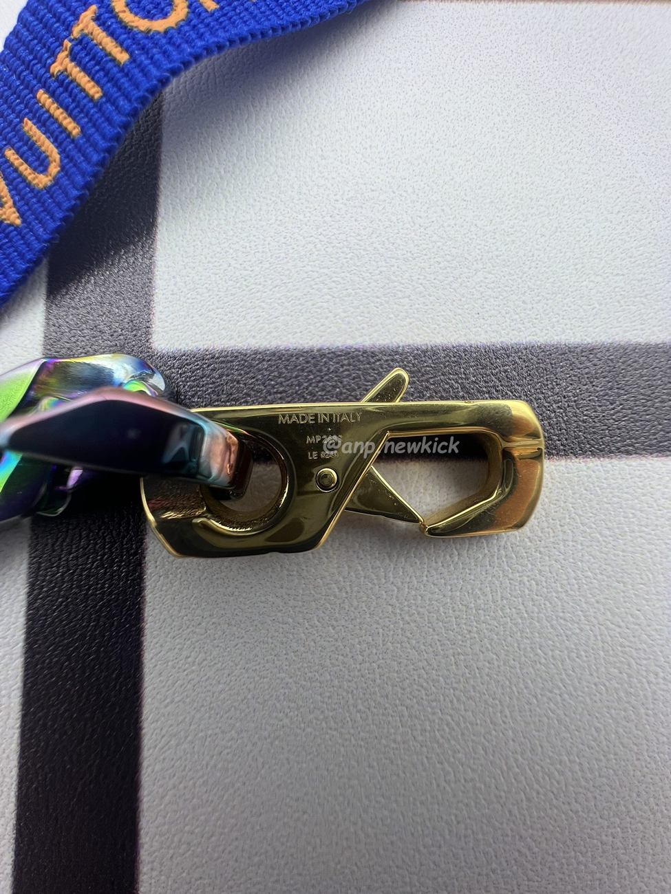 Louis Vuitton Chain Monogram Colors Black Gold Multicolor (3) - www.newkick.org Louis Vuitton Chain Monogram Colors Black Gold Multicolor (3) - www.newkick.org