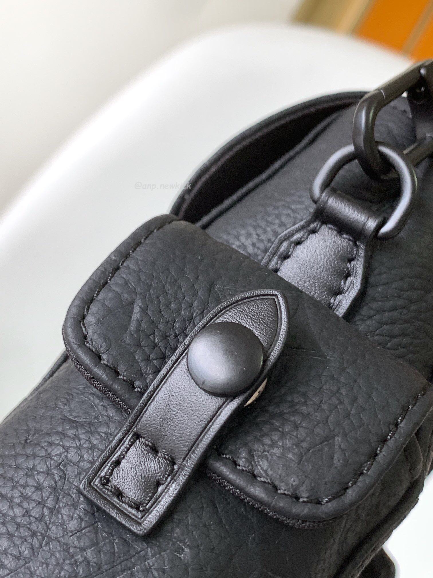 Louis Vuitton Nano Christopher M83164 (5) - www.newkick.org Louis Vuitton Nano Christopher M83164 (5) - www.newkick.org