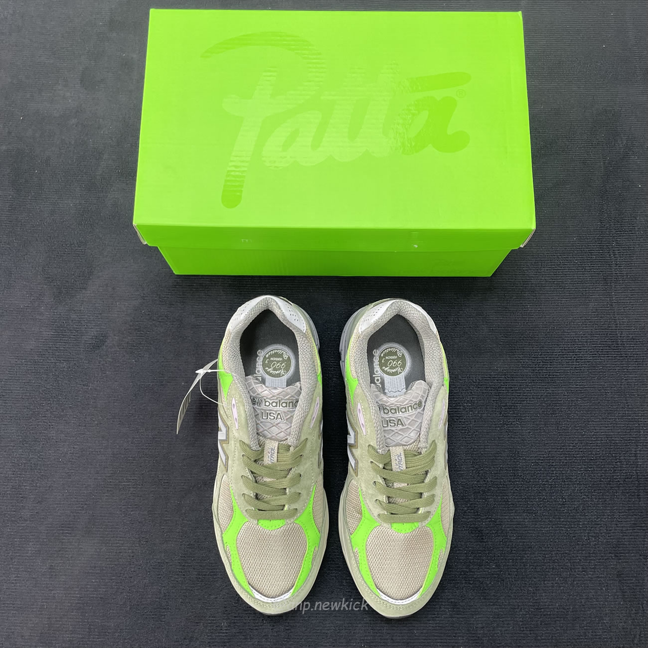 New Balance 990v3 Miusa Patta Keep Your Family Close M990pp3 (4) - www.newkick.org New Balance 990v3 Miusa Patta Keep Your Family Close M990pp3 (4) - www.newkick.org