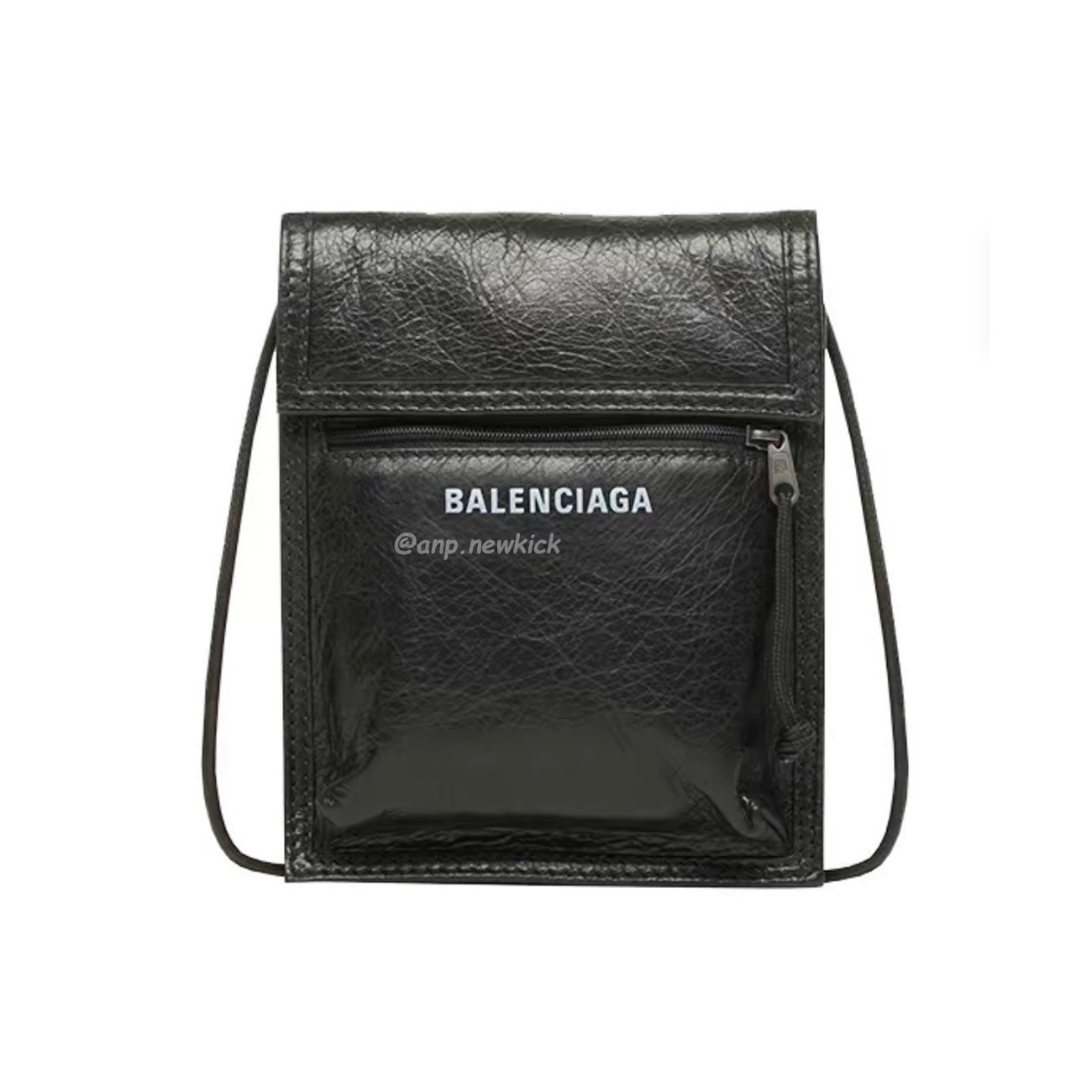 Balenciaga Explorer Arena Cracked Leather Messenger Bag Black (1) - www.newkick.org Balenciaga Explorer Arena Cracked Leather Messenger Bag Black (1) - www.newkick.org