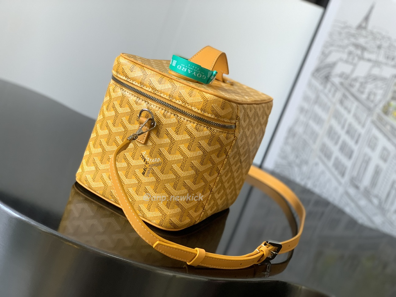 Goyard Muse Cosmetic Bag (24) - www.newkick.org
