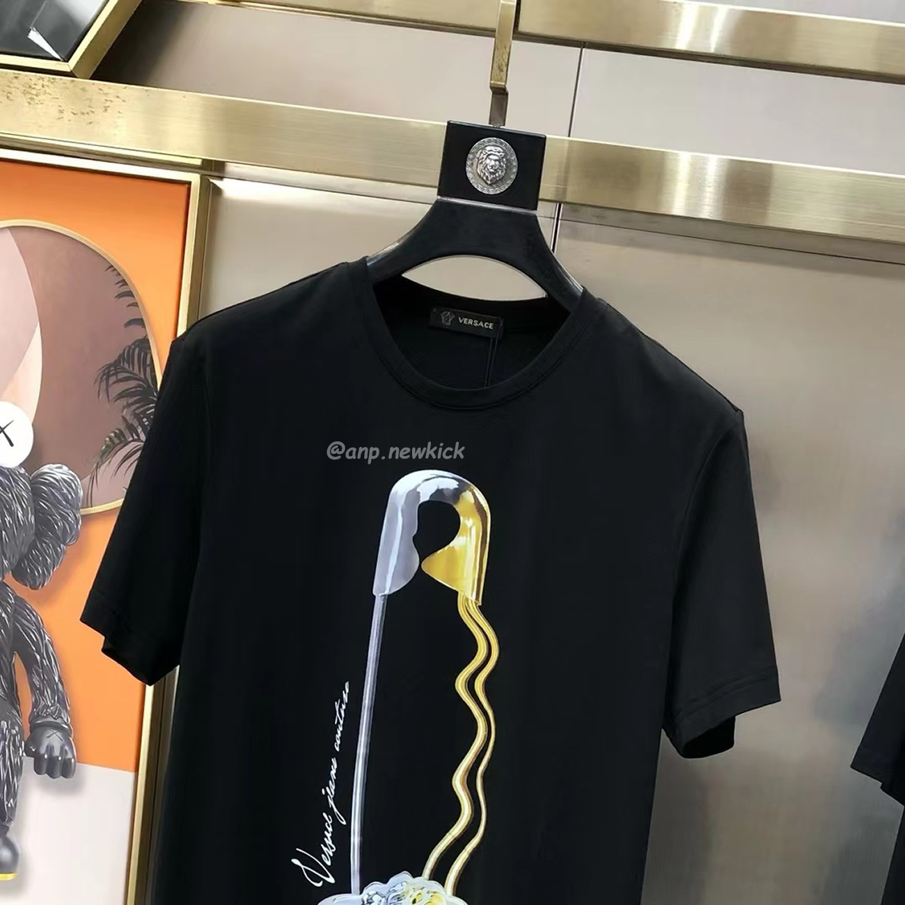 Versace Pattern Medusa Logo Printed Cotton T Shirt (5) - www.newkick.org Versace Pattern Medusa Logo Printed Cotton T Shirt (5) - www.newkick.org