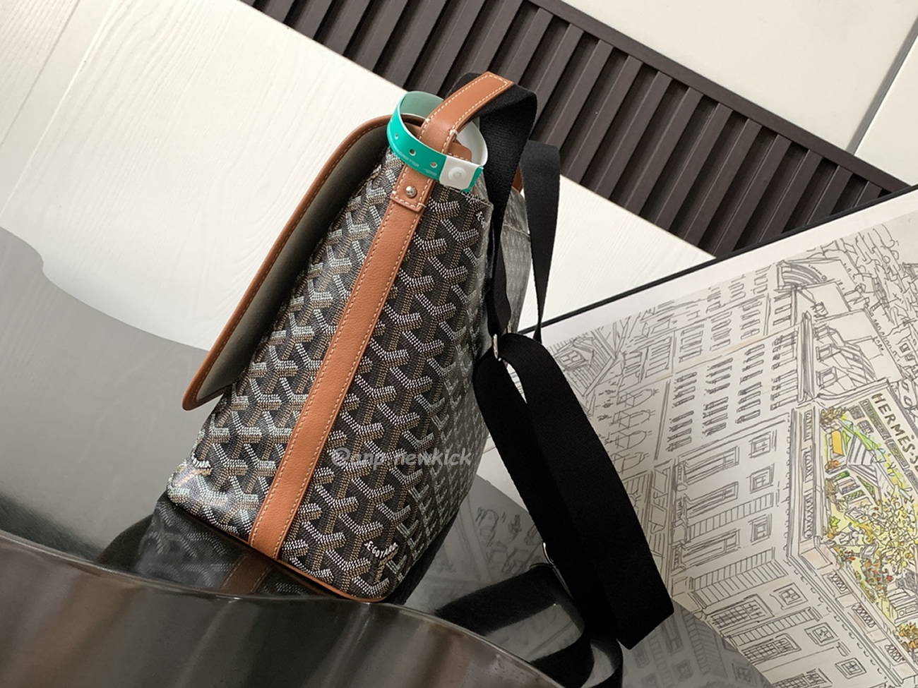 Goyard Capetien Medium Size Messenger Bag (14) - www.newkick.org