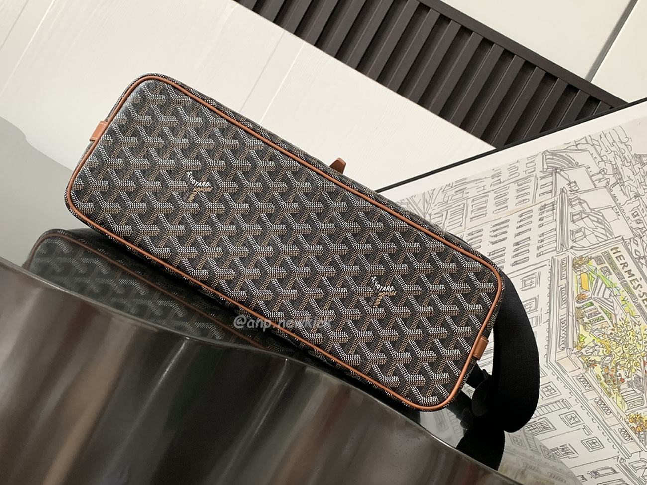 Goyard Capetien Medium Size Messenger Bag (15) - www.newkick.org