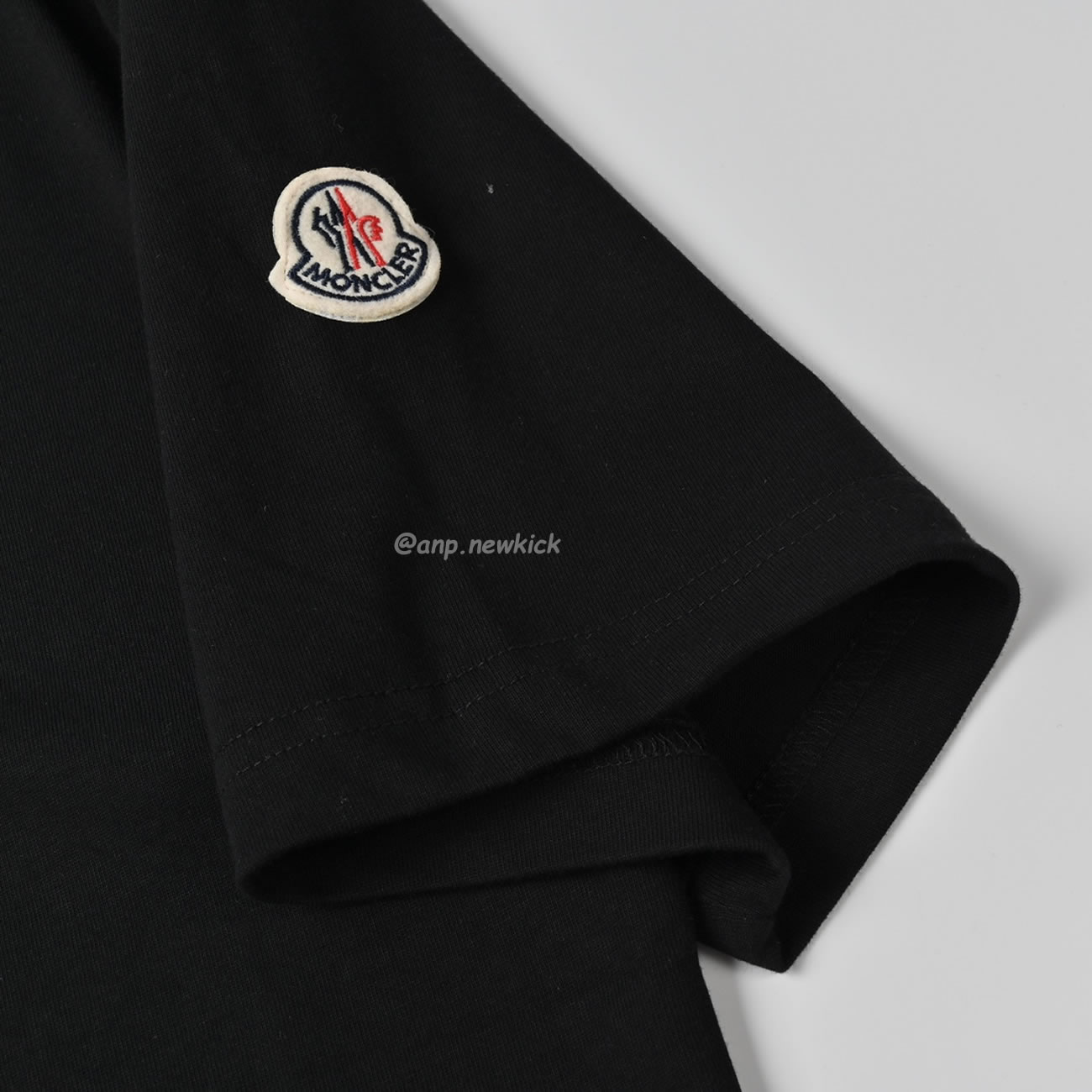 Moncler 24ss Mc Large Logo Short Sleeved T Shirt (4) - www.newkick.org Moncler 24ss Mc Large Logo Short Sleeved T Shirt (4) - www.newkick.org