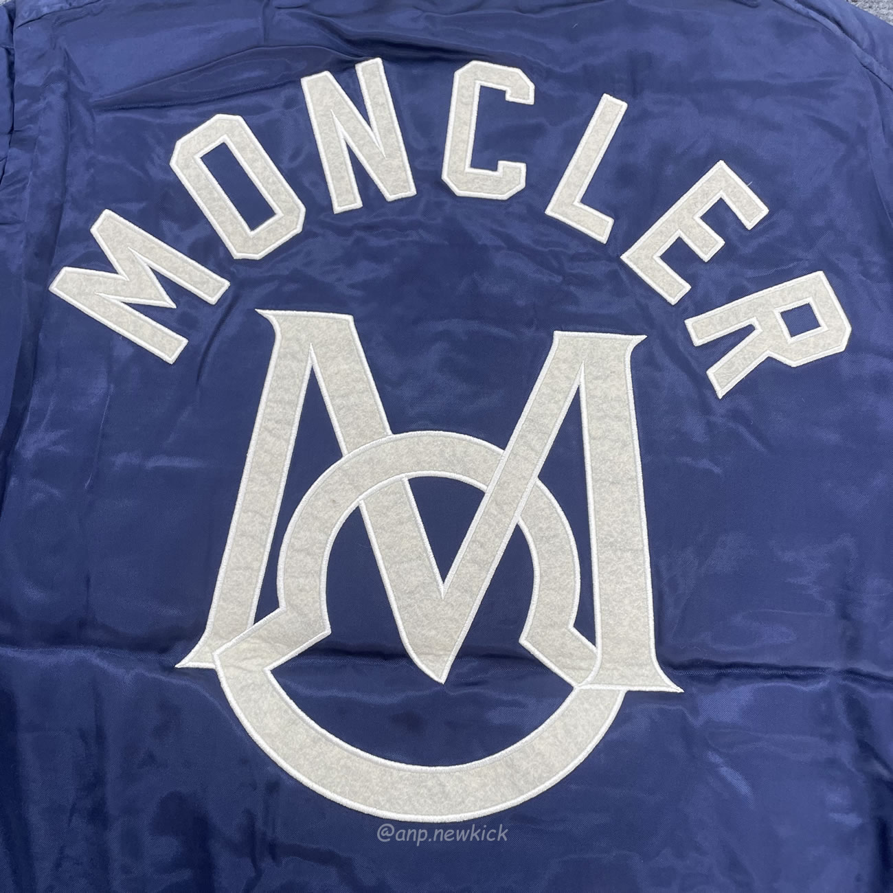 Moncler Dives Down Bomber Jacket (6) - www.newkick.org Moncler Dives Down Bomber Jacket (6) - www.newkick.org