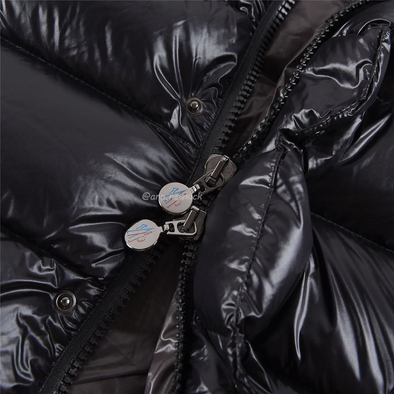 Moncler Tibb Down Gilet Black (8) - www.newkick.org Moncler Tibb Down Gilet Black (8) - www.newkick.org