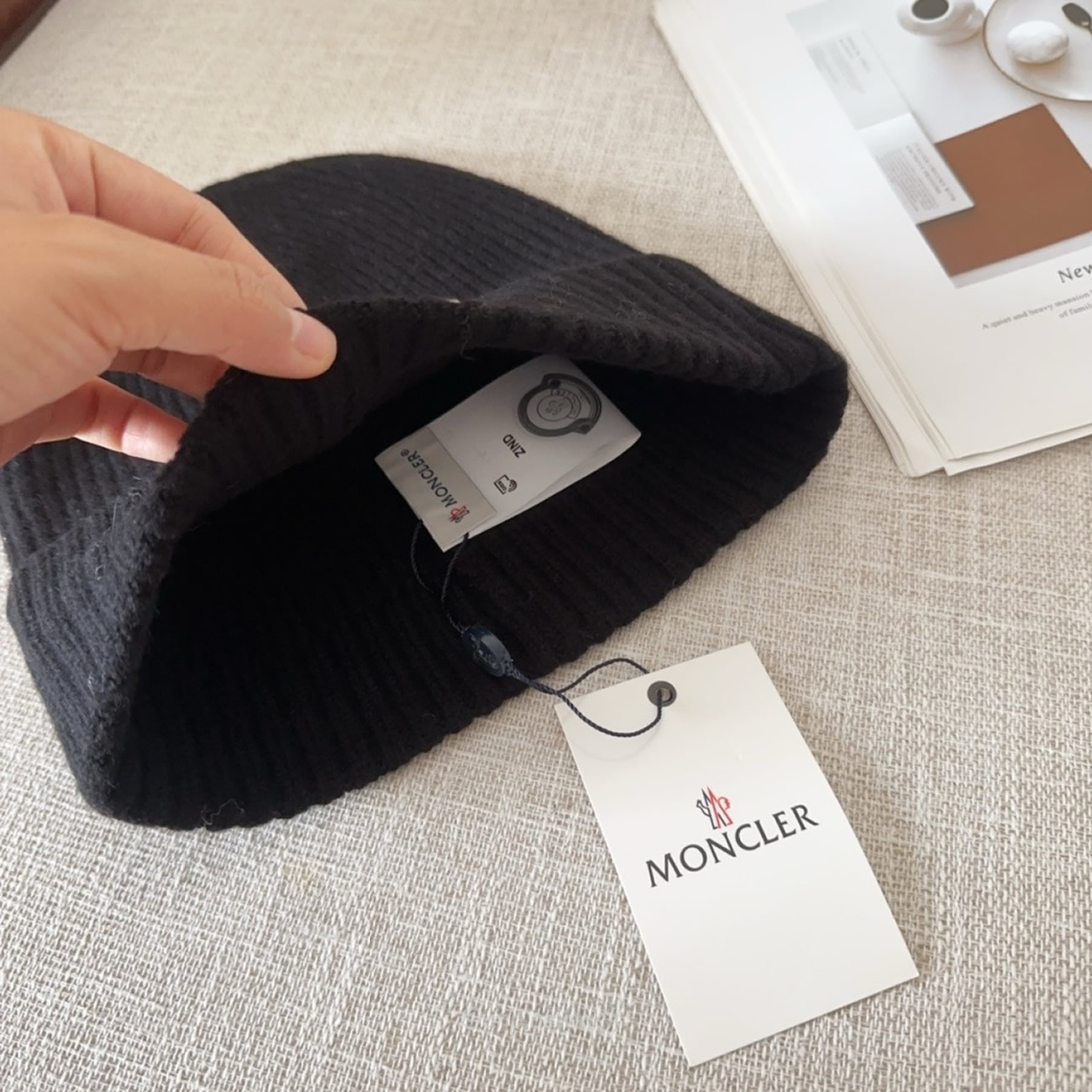 Moncler Logo Patch Beanie Black (5) - www.newkick.org Moncler Logo Patch Beanie Black (5) - www.newkick.org