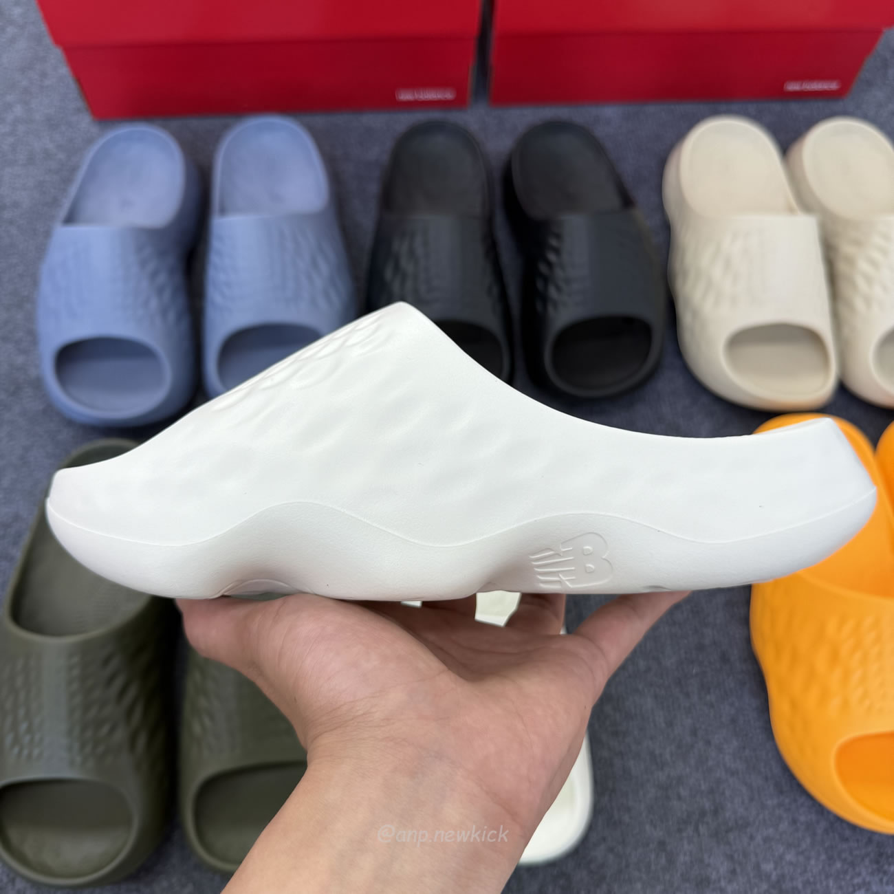 New Balance Fresh Foam Mrshn Slide (5) - www.newkick.org