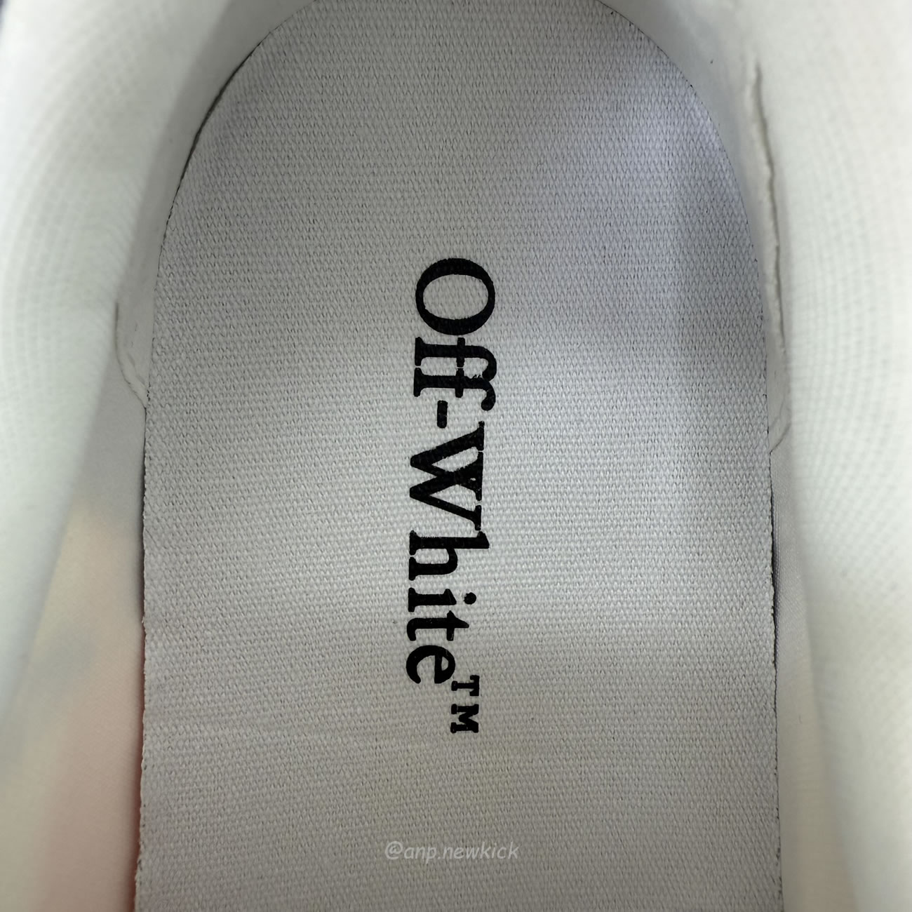 Off White Vulc Low Navy Arrow White Purple Grey Omia085f21fab0010146 (13) - www.newkick.org Off White Vulc Low Navy Arrow White Purple Grey Omia085f21fab0010146 (13) - www.newkick.org