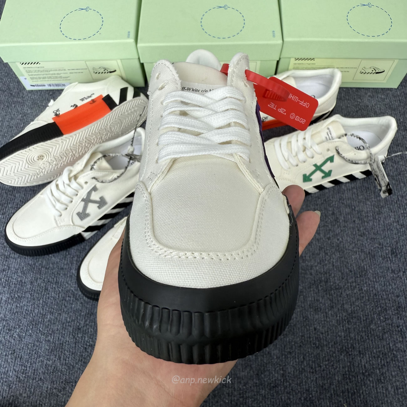 Off White Vulc Low Navy Arrow White Purple Grey Omia085f21fab0010146 (5) - www.newkick.org Off White Vulc Low Navy Arrow White Purple Grey Omia085f21fab0010146 (5) - www.newkick.org