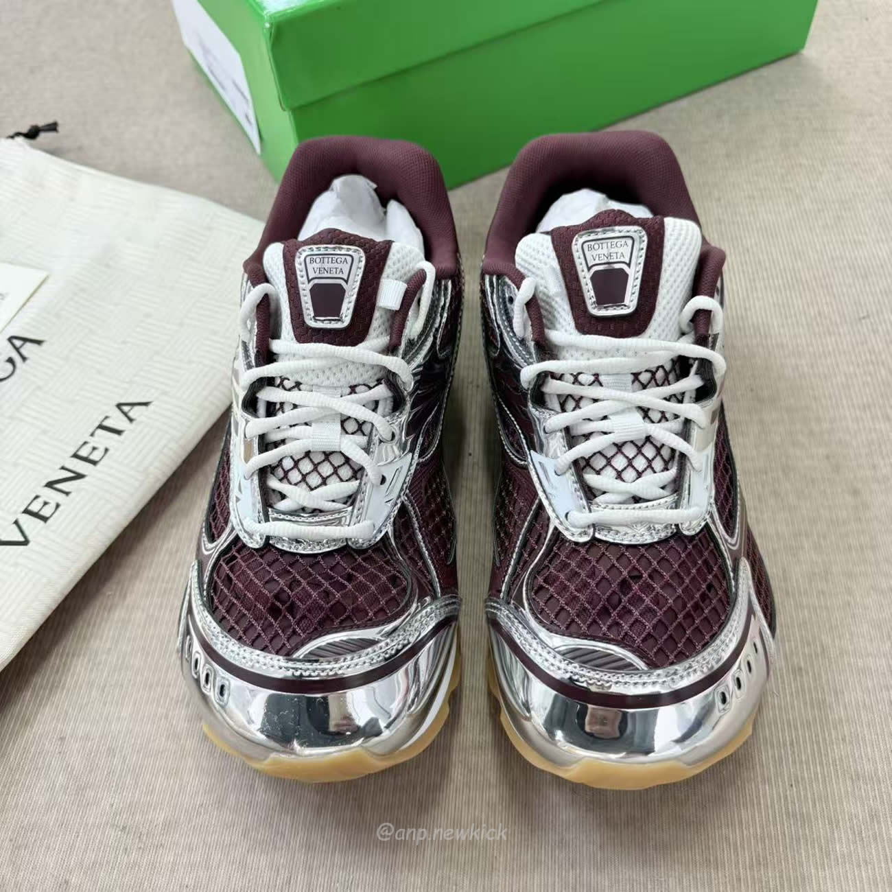 Bottega Veneta Orbit Barolo Silver Low Top Sneakers (3) - www.newkick.org Bottega Veneta Orbit Barolo Silver Low Top Sneakers (3) - www.newkick.org