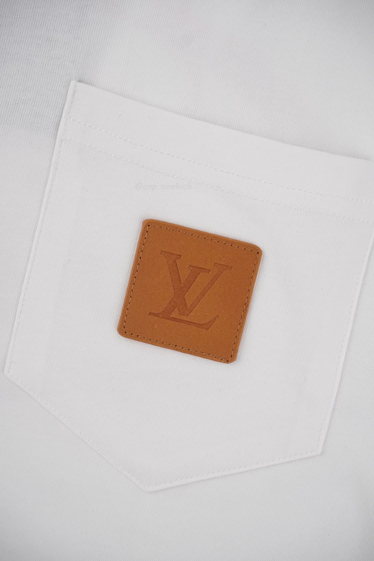 Louis Vuitton 24 Fw Pocket T Shirt (11) - www.newkick.org Louis Vuitton 24 Fw Pocket T Shirt (11) - www.newkick.org