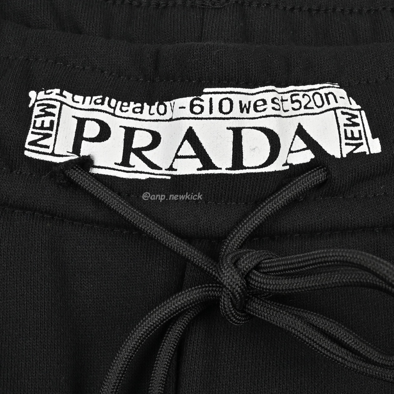 Prada Triangle Letter Logo Printed Shorts (5) - www.newkick.org Prada Triangle Letter Logo Printed Shorts (5) - www.newkick.org