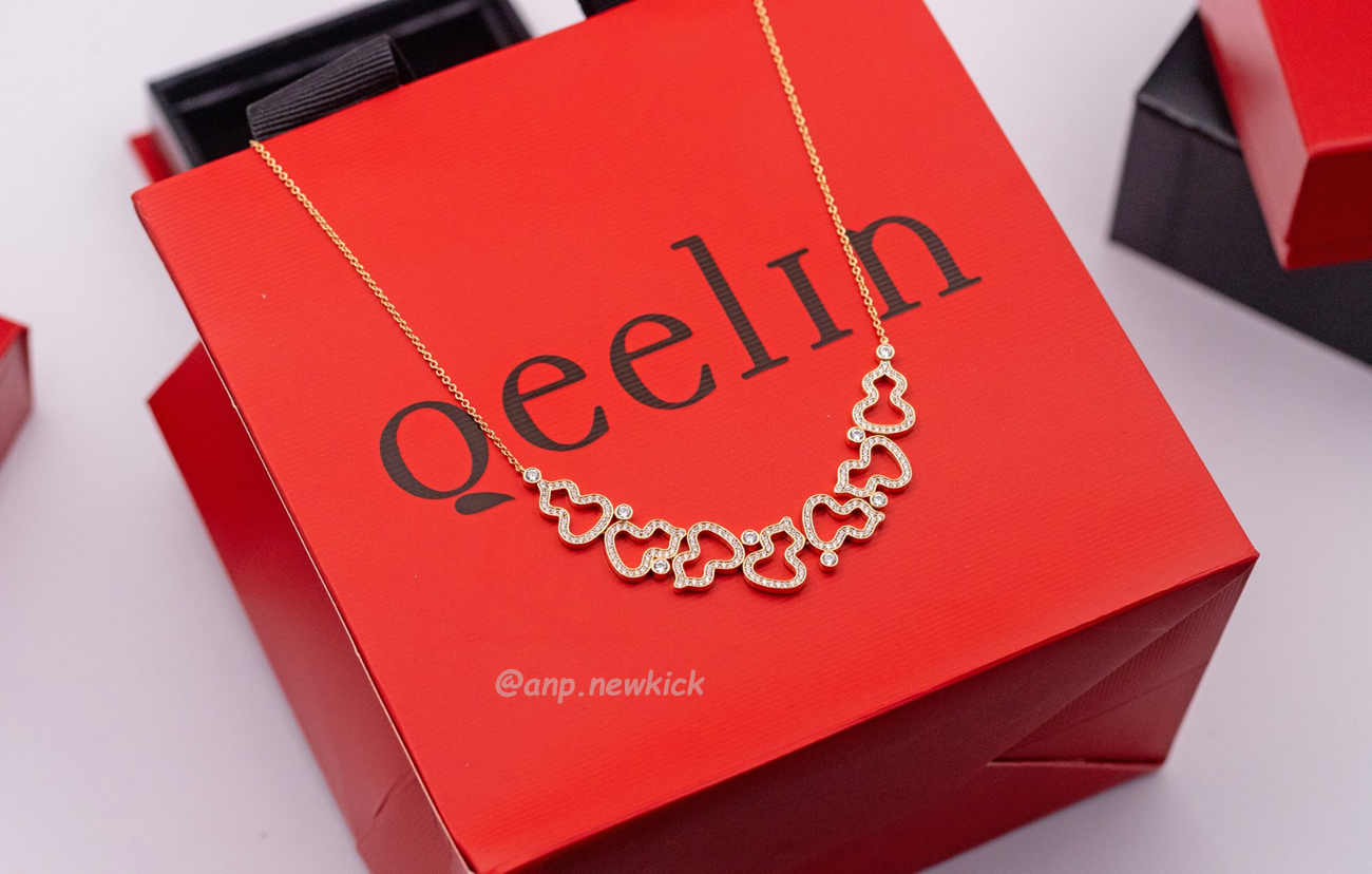 Qeelin V Gourd Necklace (2) - www.newkick.org Qeelin V Gourd Necklace (2) - www.newkick.org