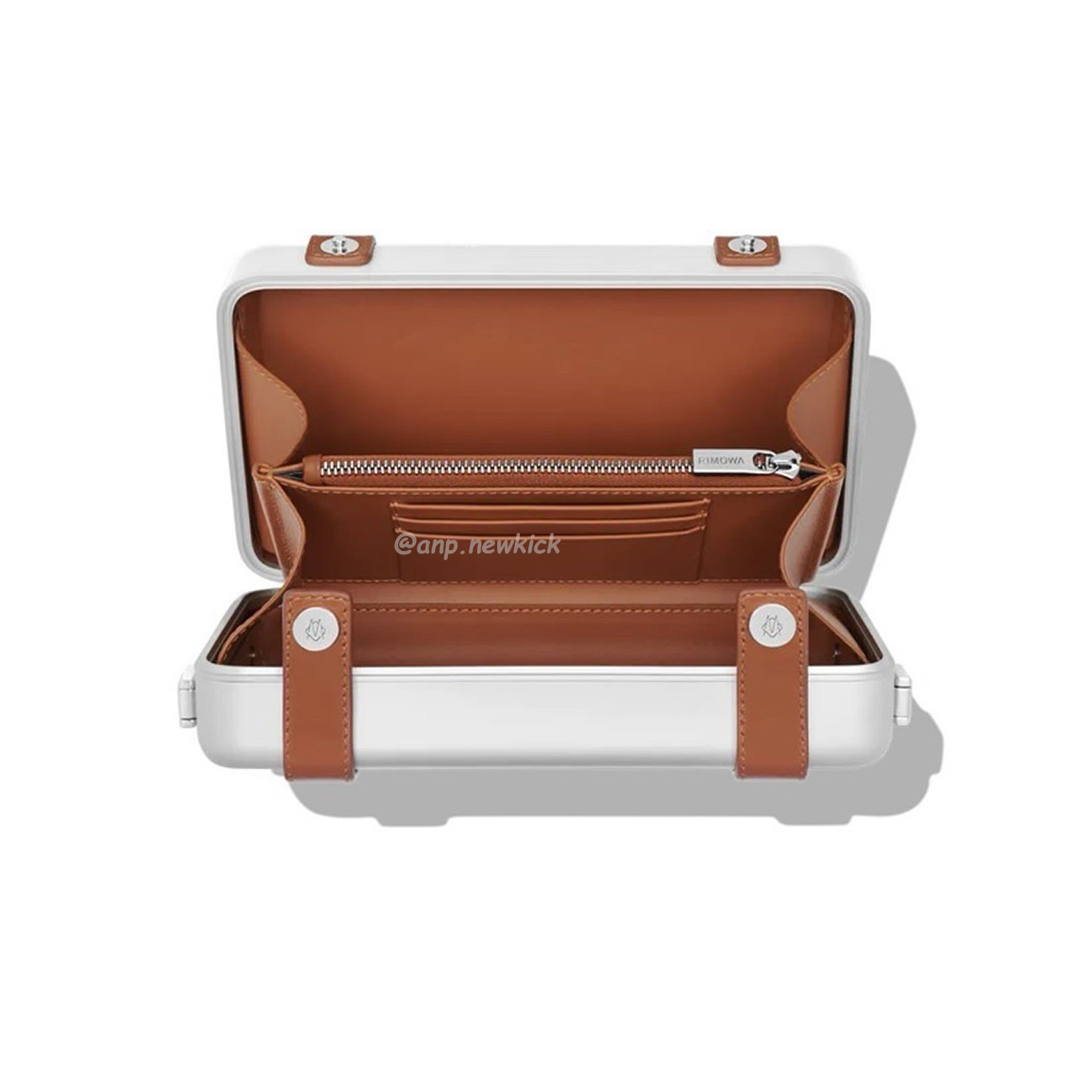 Rimowa Aluminium Silver Cross Body Bag (2) - www.newkick.org Rimowa Aluminium Silver Cross Body Bag (2) - www.newkick.org