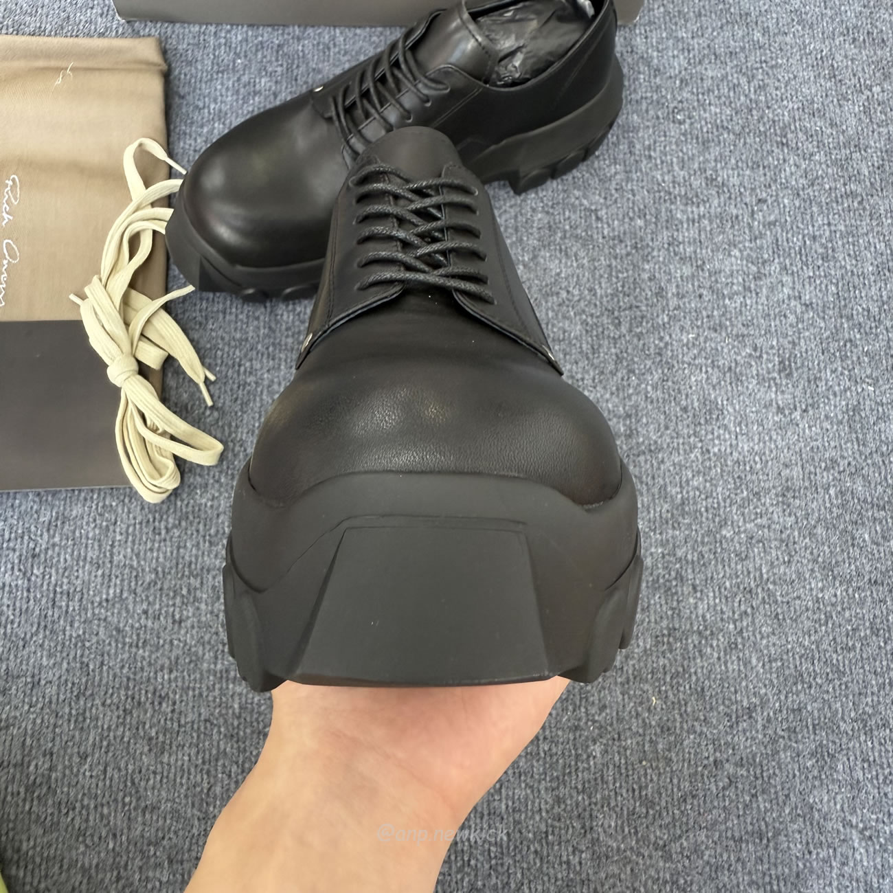 Rick Owens Mega Tractor Derby Shoes Black (2) - www.newkick.org Rick Owens Mega Tractor Derby Shoes Black (2) - www.newkick.org
