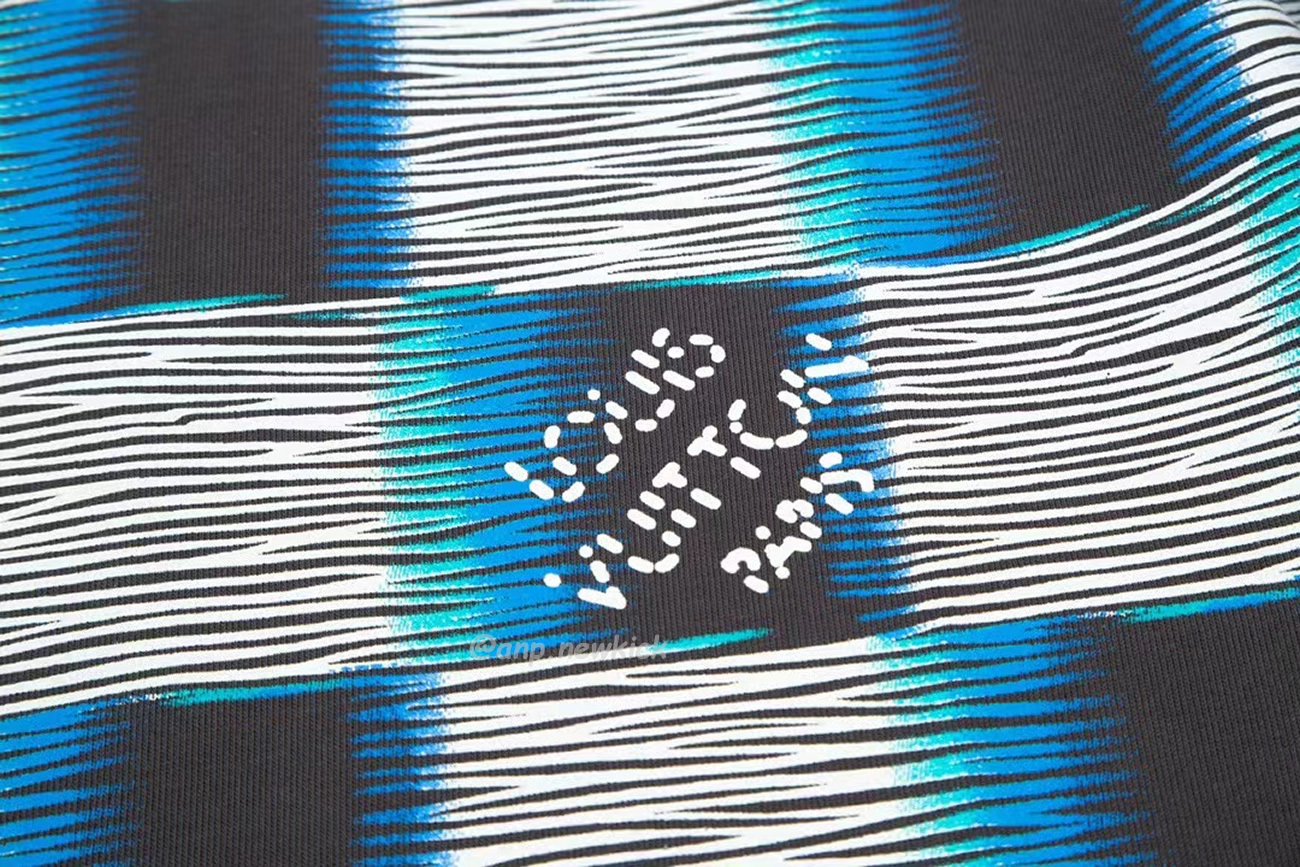 Louis Vuitton Round Necked Checkerboard T Shirt (15) - www.newkick.org Louis Vuitton Round Necked Checkerboard T Shirt (15) - www.newkick.org