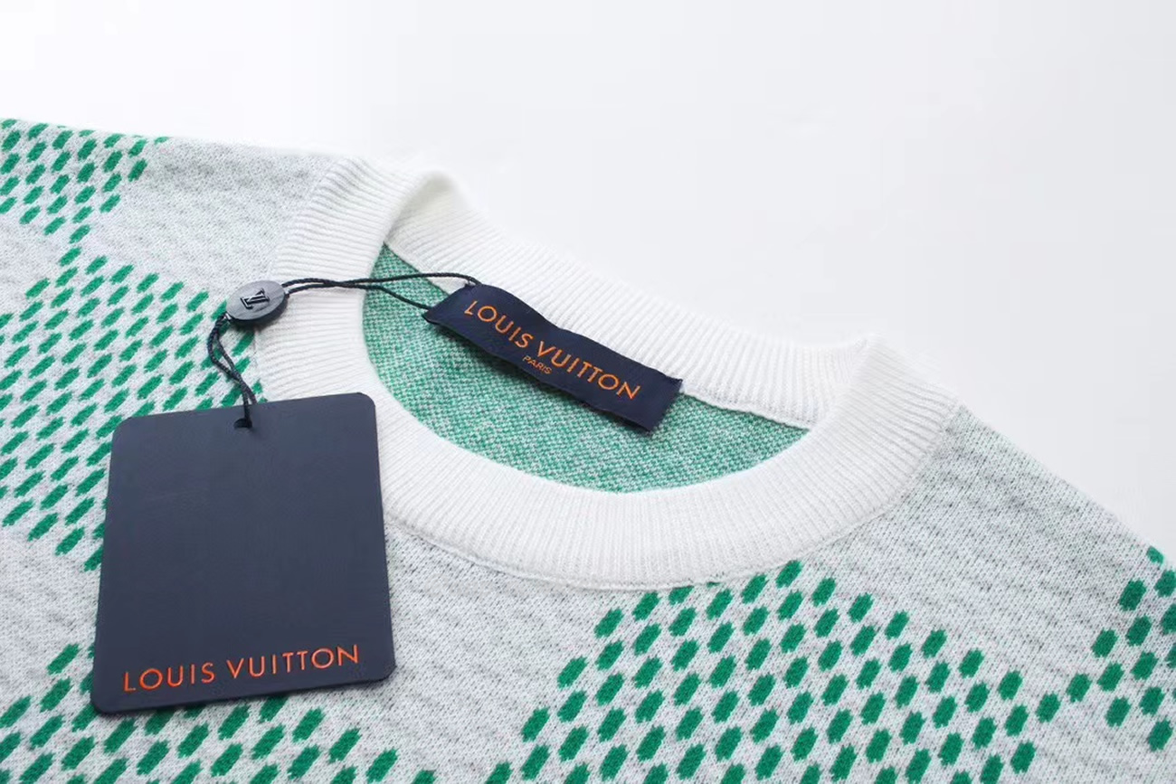 Louis Vuitton Round Necked Checkerboard T Shirt (25) - www.newkick.org Louis Vuitton Round Necked Checkerboard T Shirt (25) - www.newkick.org