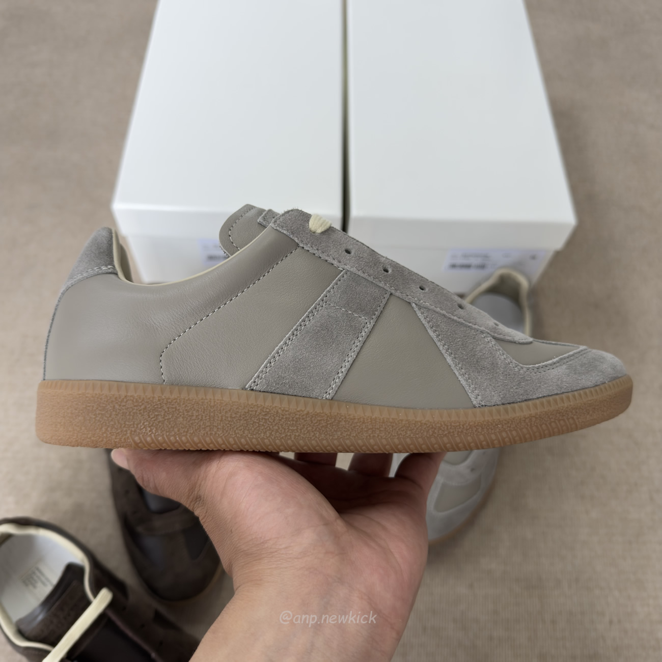 Maison Margiela Replica Ghost Grey Dark Brown S57ws0236 P1895 T8147 (4) - www.newkick.org Maison Margiela Replica Ghost Grey Dark Brown S57ws0236 P1895 T8147 (4) - www.newkick.org