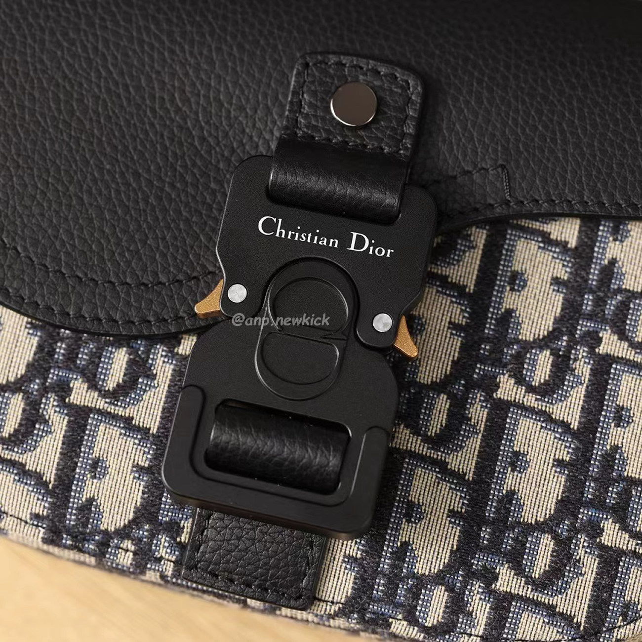 Dior Saddle Bag Black (8) - www.newkick.org Dior Saddle Bag Black (8) - www.newkick.org