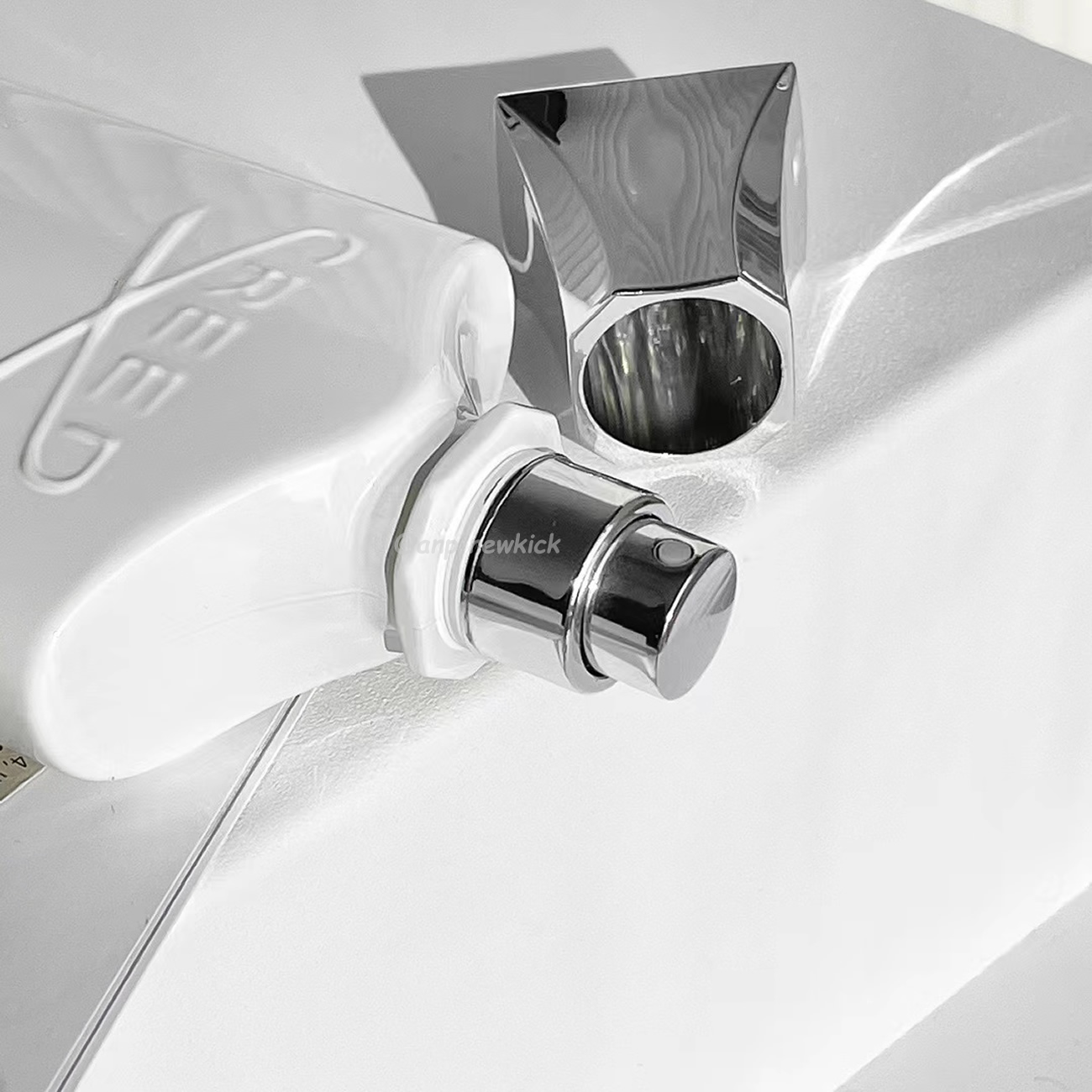 Creed Silver Mountain Water Spray For Unisex 100ml (8) - www.newkick.org Creed Silver Mountain Water Spray For Unisex 100ml (8) - www.newkick.org