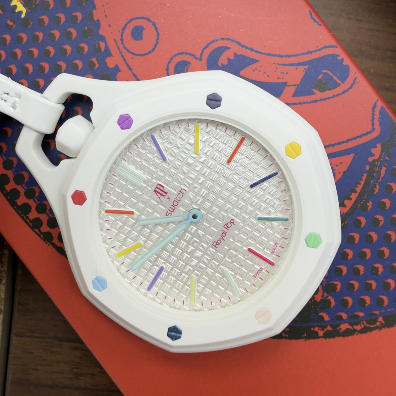 Audemars Piguet X Swatch Royal Pop Collection (25) - www.newkick.org Audemars Piguet X Swatch Royal Pop Collection (25) - www.newkick.org