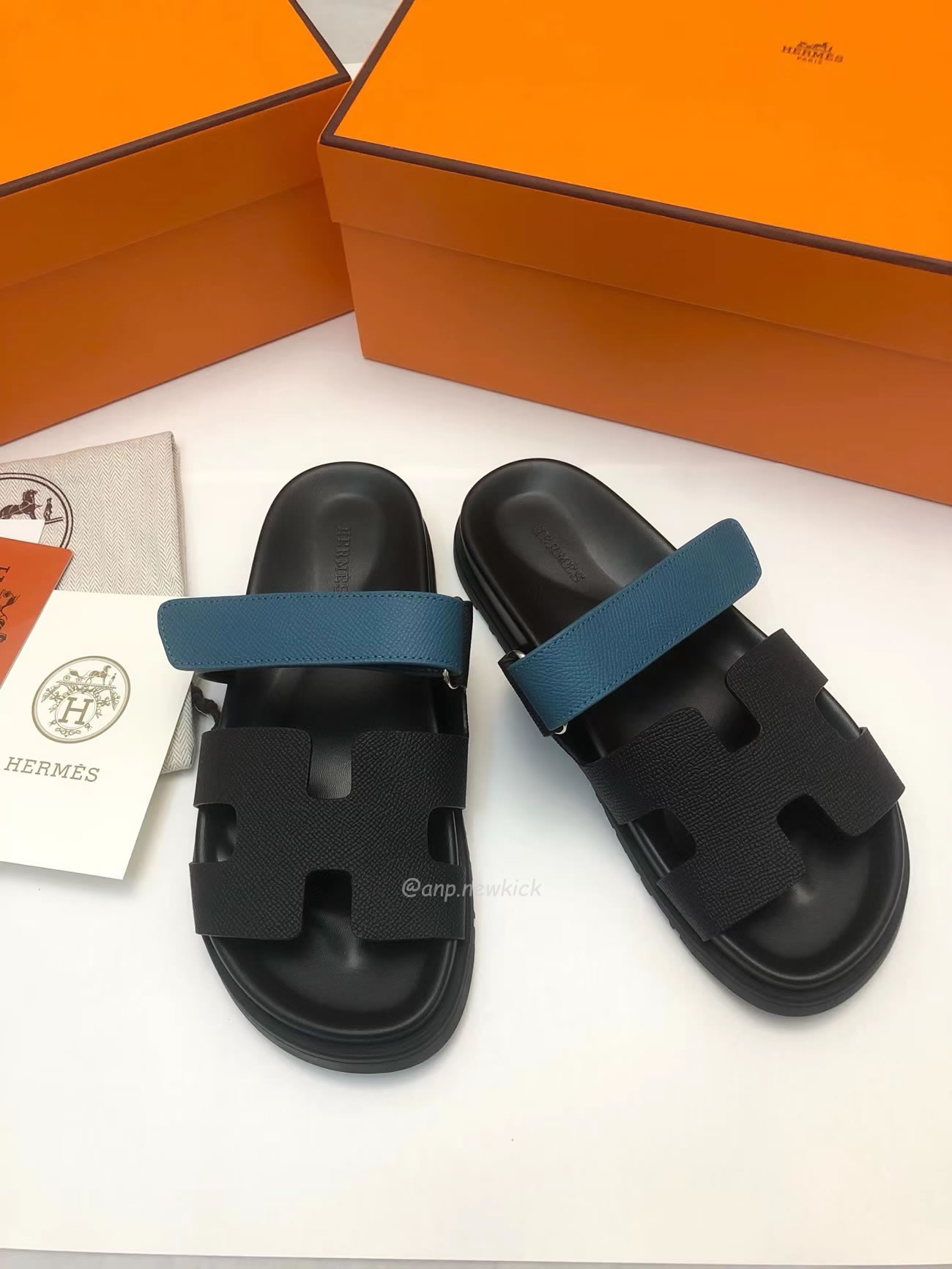 Hermes Chypre Sandal Noir Bleu Celeste (2) - www.newkick.org Hermes Chypre Sandal Noir Bleu Celeste (2) - www.newkick.org