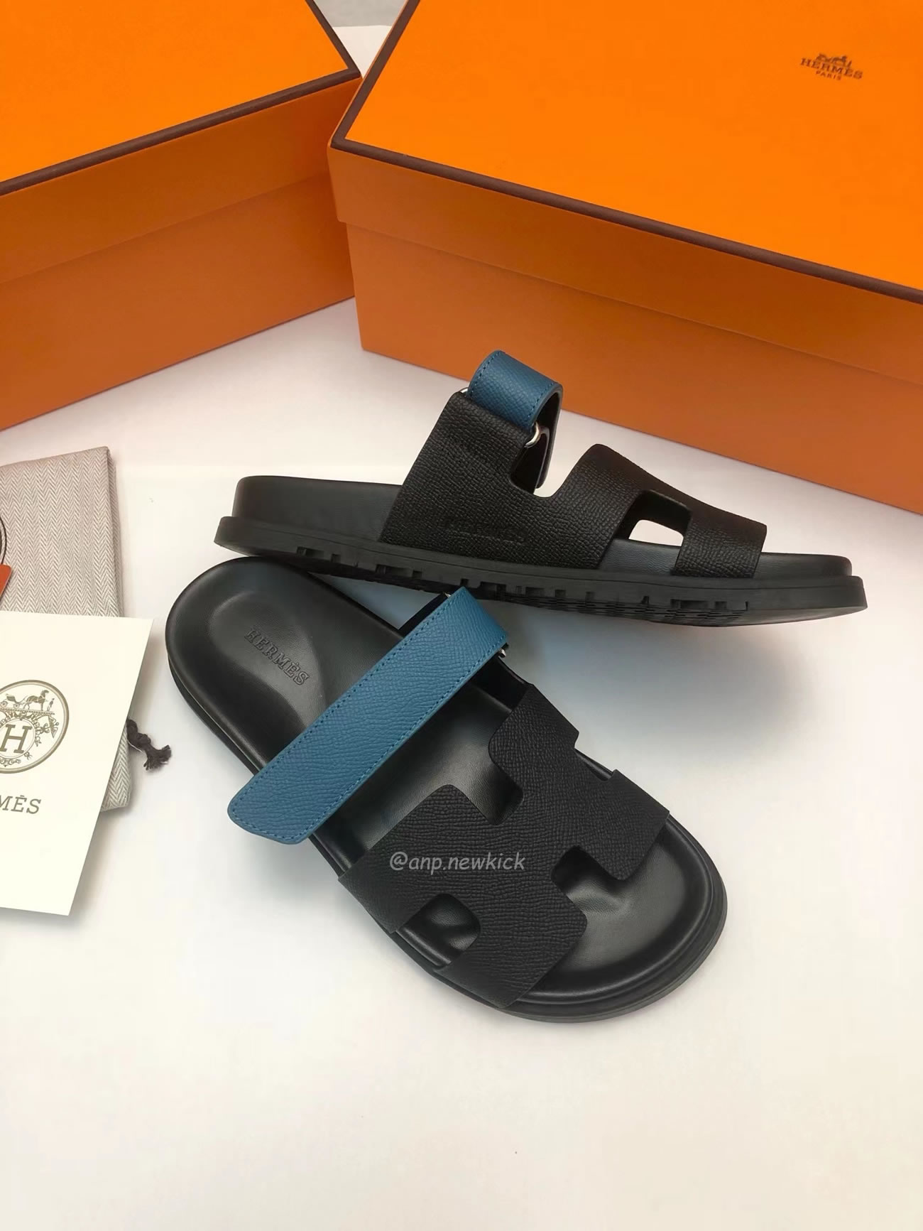 Hermes Chypre Sandal Noir Bleu Celeste (5) - www.newkick.org Hermes Chypre Sandal Noir Bleu Celeste (5) - www.newkick.org
