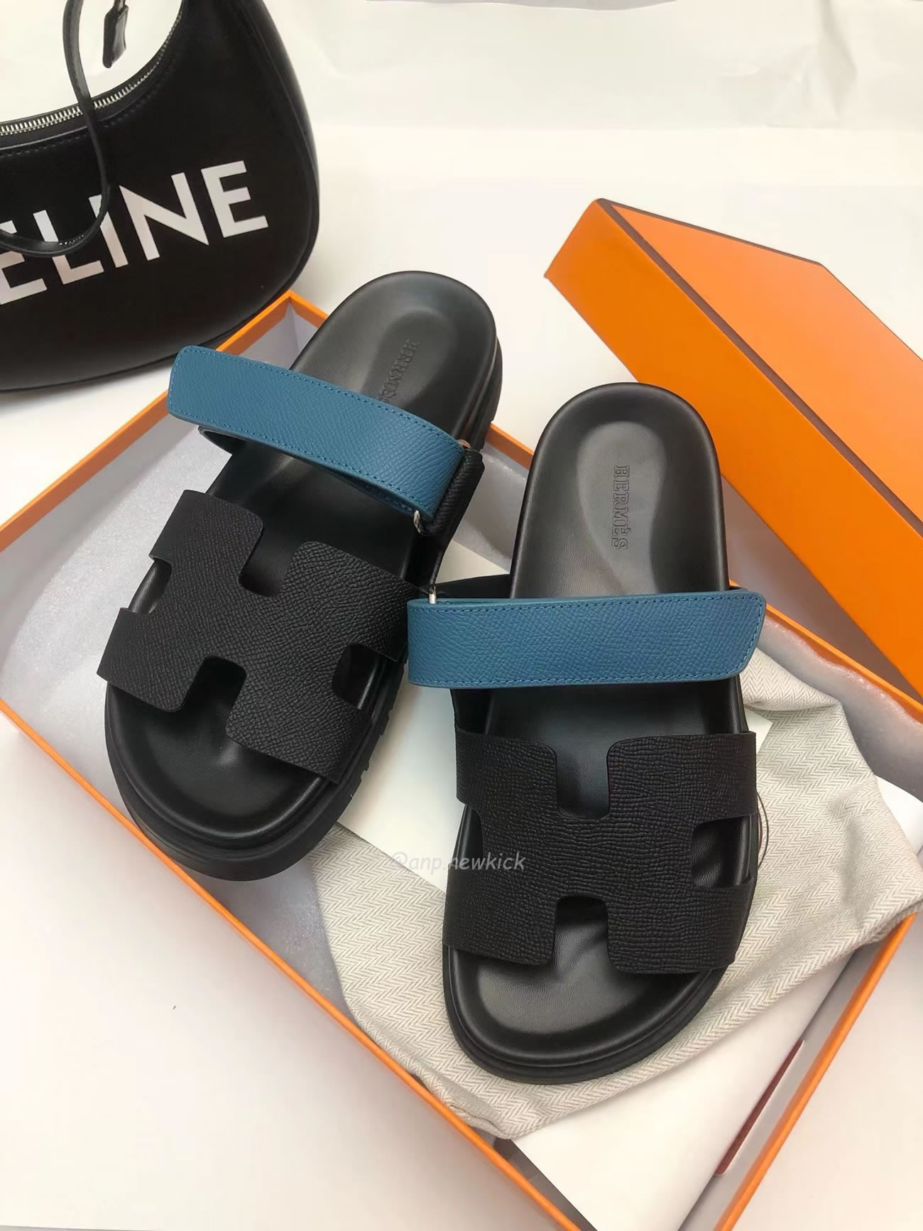 Hermes Chypre Sandal Noir Bleu Celeste (6) - www.newkick.org Hermes Chypre Sandal Noir Bleu Celeste (6) - www.newkick.org
