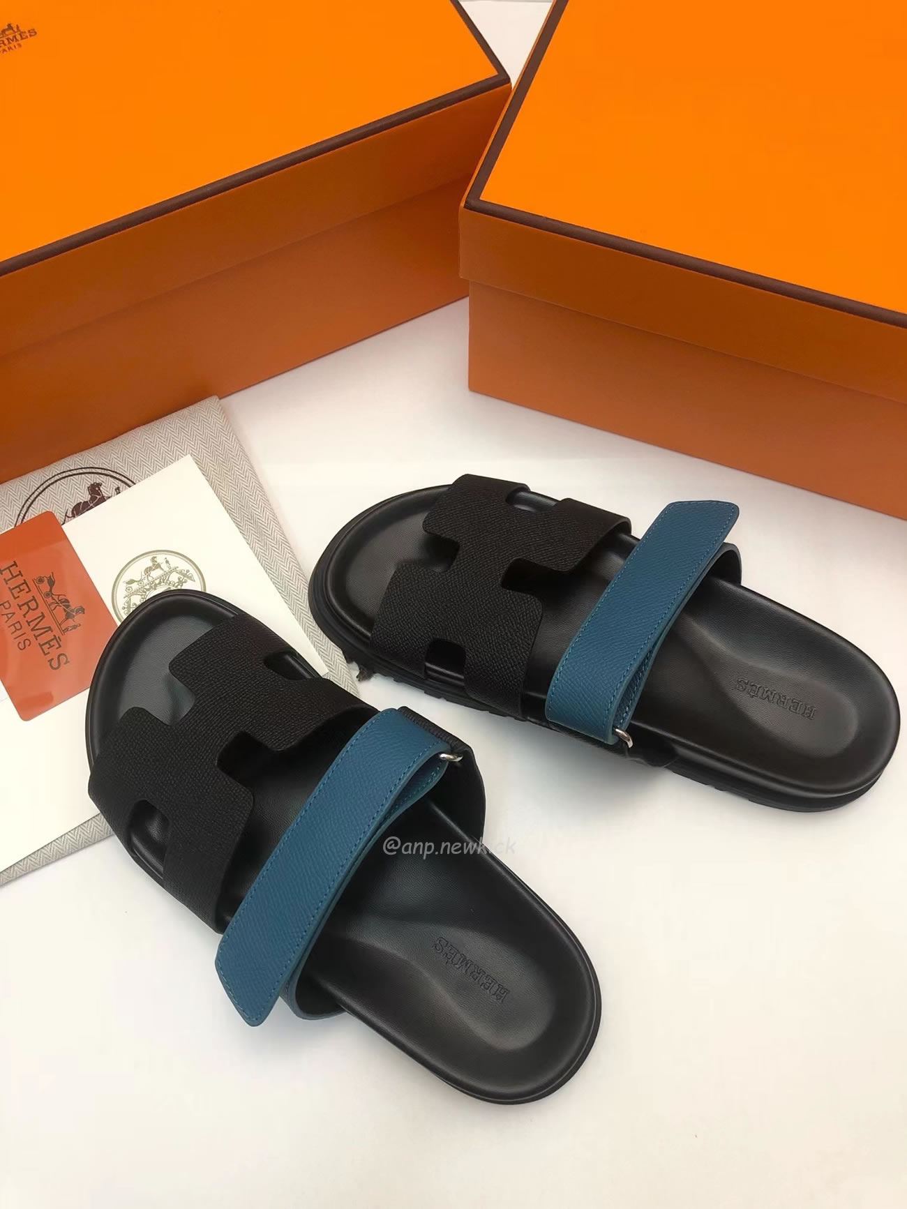 Hermes Chypre Sandal Noir Bleu Celeste (8) - www.newkick.org Hermes Chypre Sandal Noir Bleu Celeste (8) - www.newkick.org