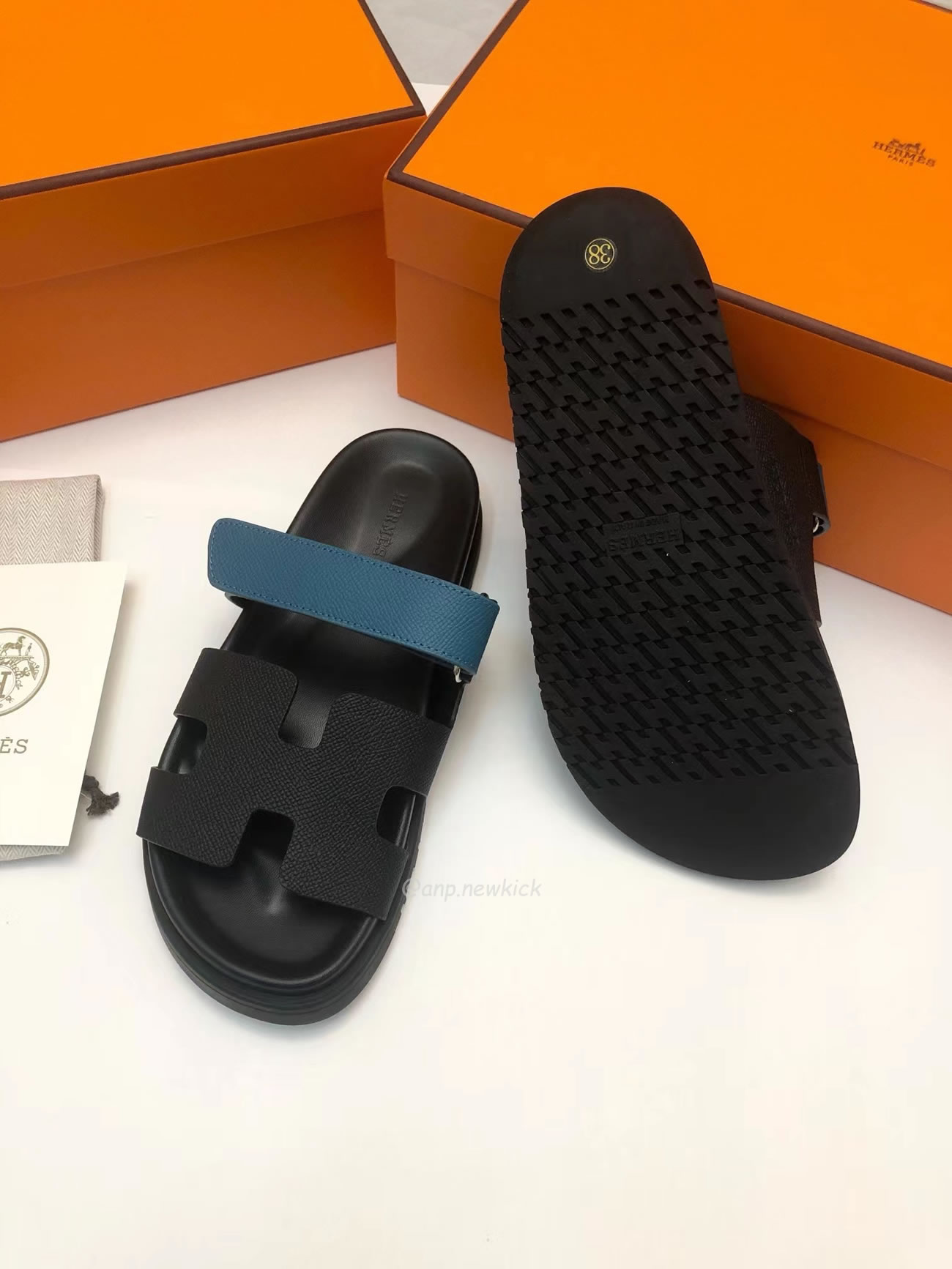 Hermes Chypre Sandal Noir Bleu Celeste (9) - www.newkick.org Hermes Chypre Sandal Noir Bleu Celeste (9) - www.newkick.org
