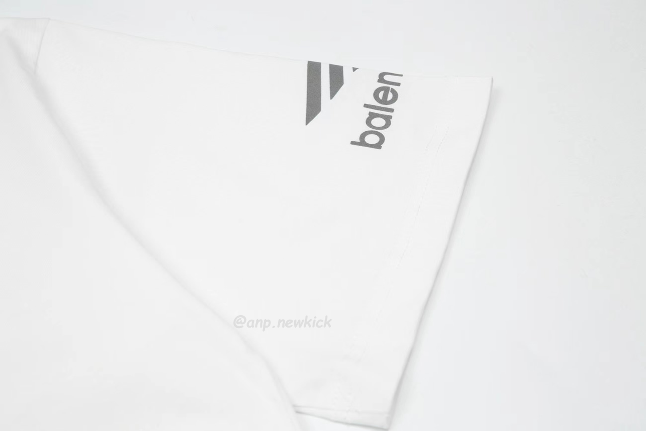 Balenciaga Short Sleeve T Shirt (8) - www.newkick.org Balenciaga Short Sleeve T Shirt (8) - www.newkick.org