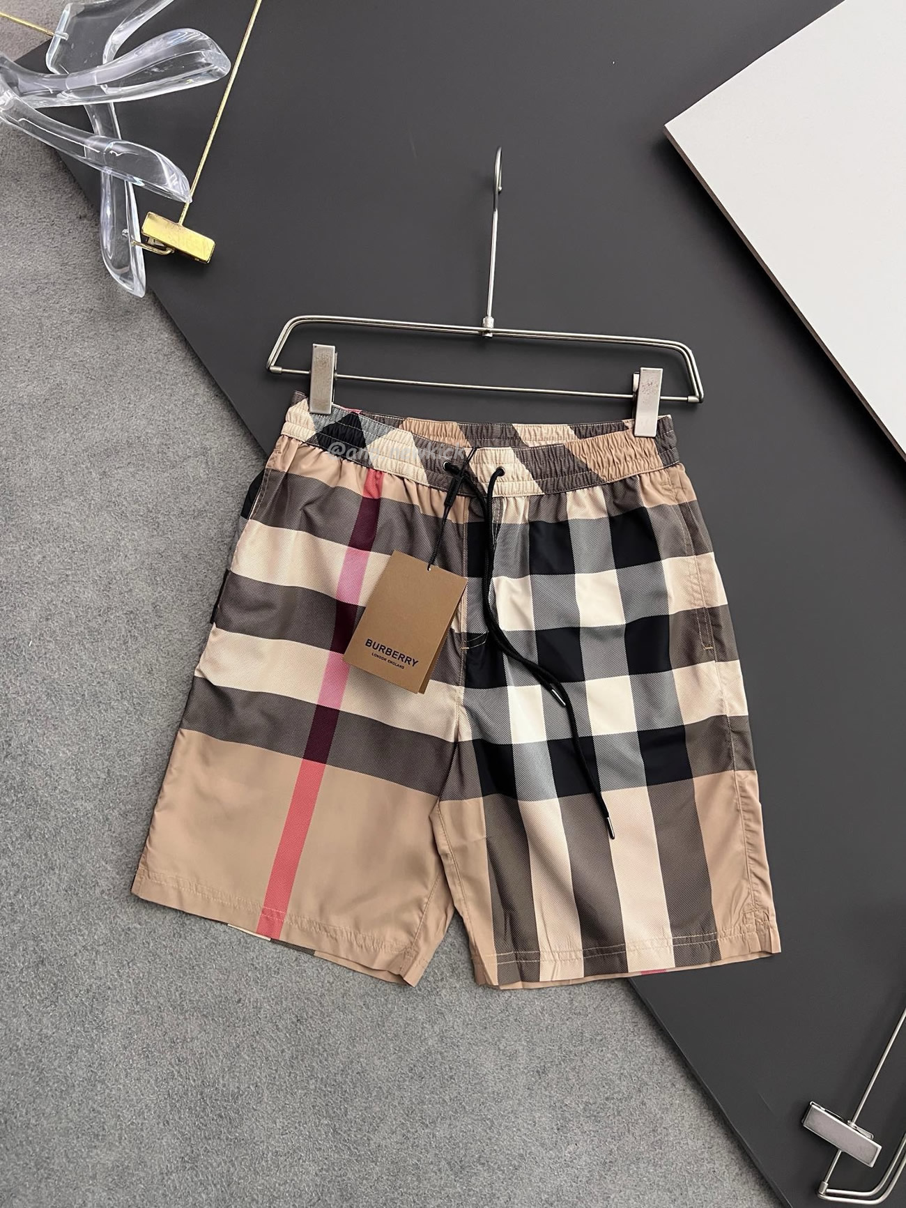 Burberry Check Drawcord Swim Shorts Archive Beige (3) - www.newkick.org Burberry Check Drawcord Swim Shorts Archive Beige (3) - www.newkick.org