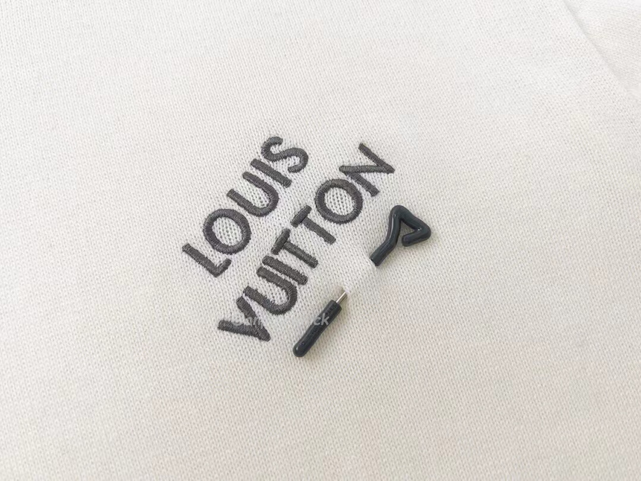 Louis Vuitton Signature Short Sleeved T Shirt (4) - www.newkick.org Louis Vuitton Signature Short Sleeved T Shirt (4) - www.newkick.org