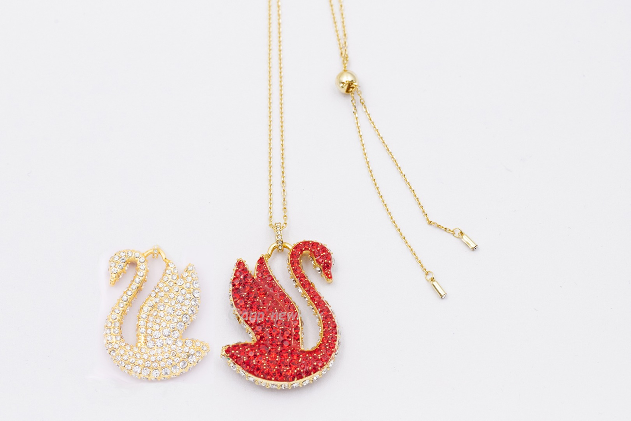 Swarovski New Year Swan Collection (3) - www.newkick.org Swarovski New Year Swan Collection (3) - www.newkick.org